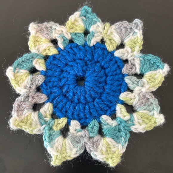 Handmade sunflower coasters - Picture 4 of 4